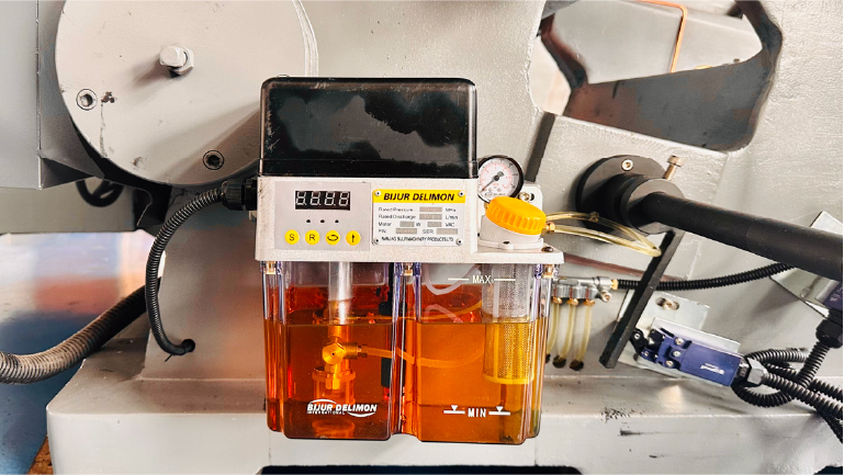 TMYC 203 750 Fustellatrici platine con impianto per la stampa a caldo